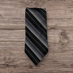 Croft & Barrow Black and Silver Striped Tie